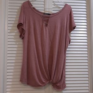 Short sleeve top